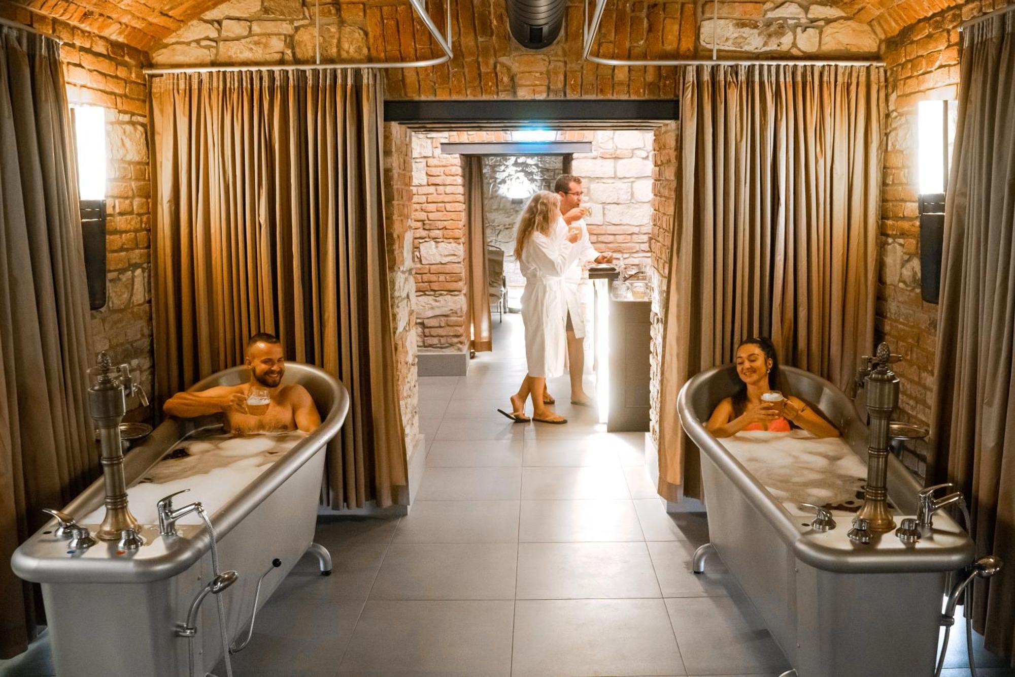 Vinohradsky Dum Aparthotel 4*